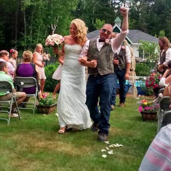 Meet your Posher, Melissa - Picture 1 of 1